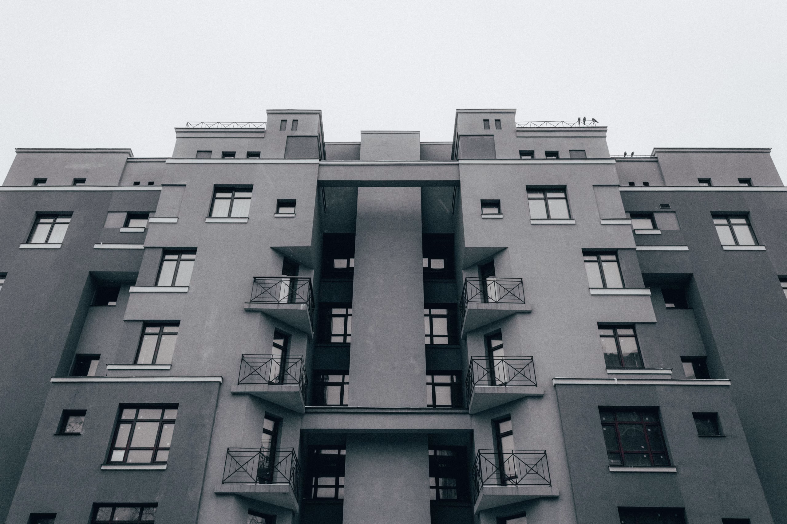 Chicago condominium buildings representing public and off-market condo search opportunities